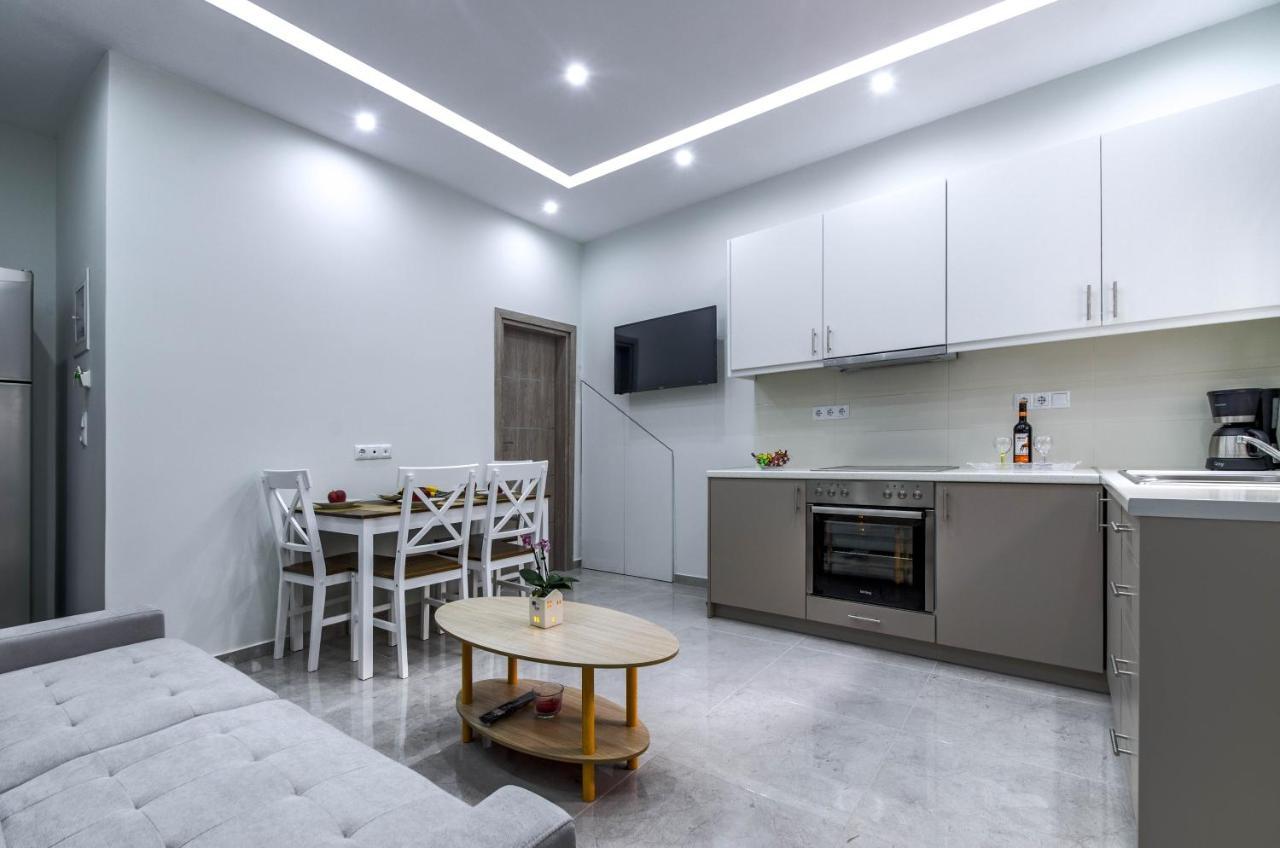 Renovated 2Bd House Close To Pireus Port Esterno foto