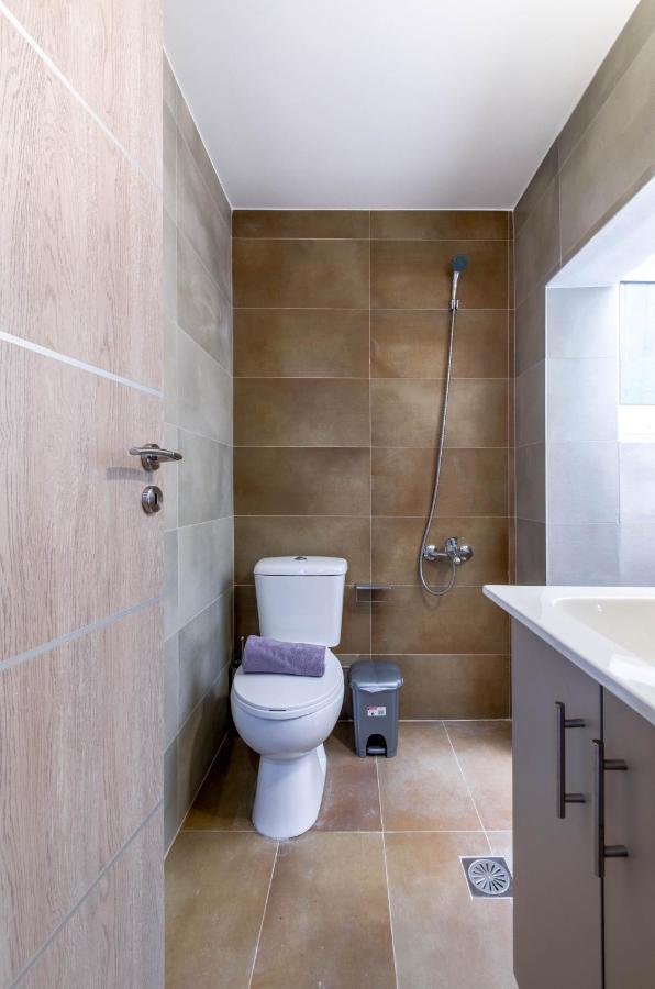 Renovated 2Bd House Close To Pireus Port Esterno foto