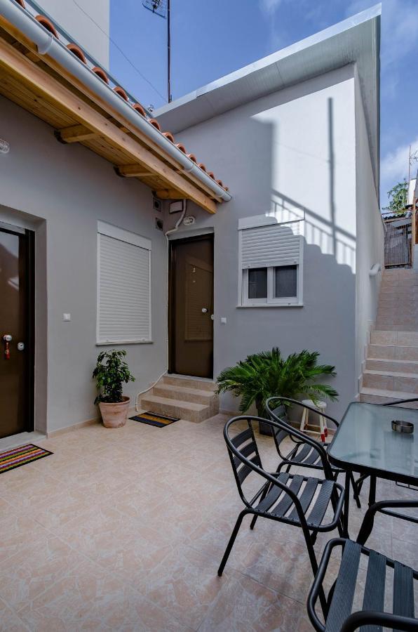 Renovated 2Bd House Close To Pireus Port Esterno foto